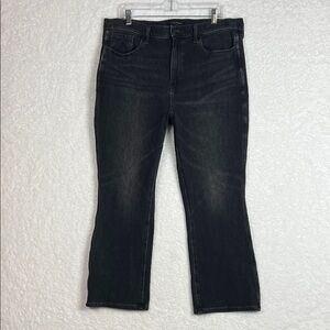 Banana Republic Women’s Black Denim High Rise Crop Boot Cut Jeans size 33‎